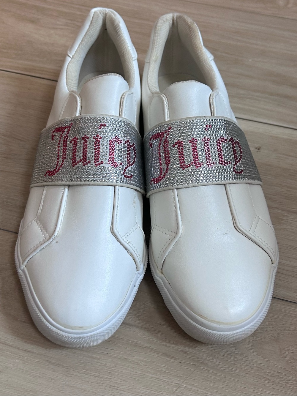 Juicy Couture White Cosmik Rhinestone Slip-On Sneakers Bling Size 10